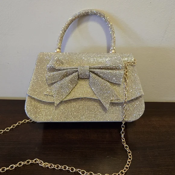 Windsor Gold Rhinestone Bow Clutch✨️ - Picture 2 of 11